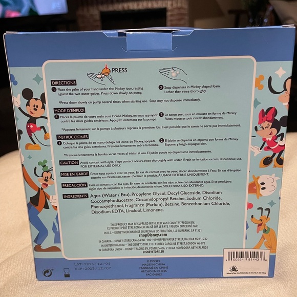 New Mickey hand soap dispenser, never been used, still in packaging! - Picture 3 of 3